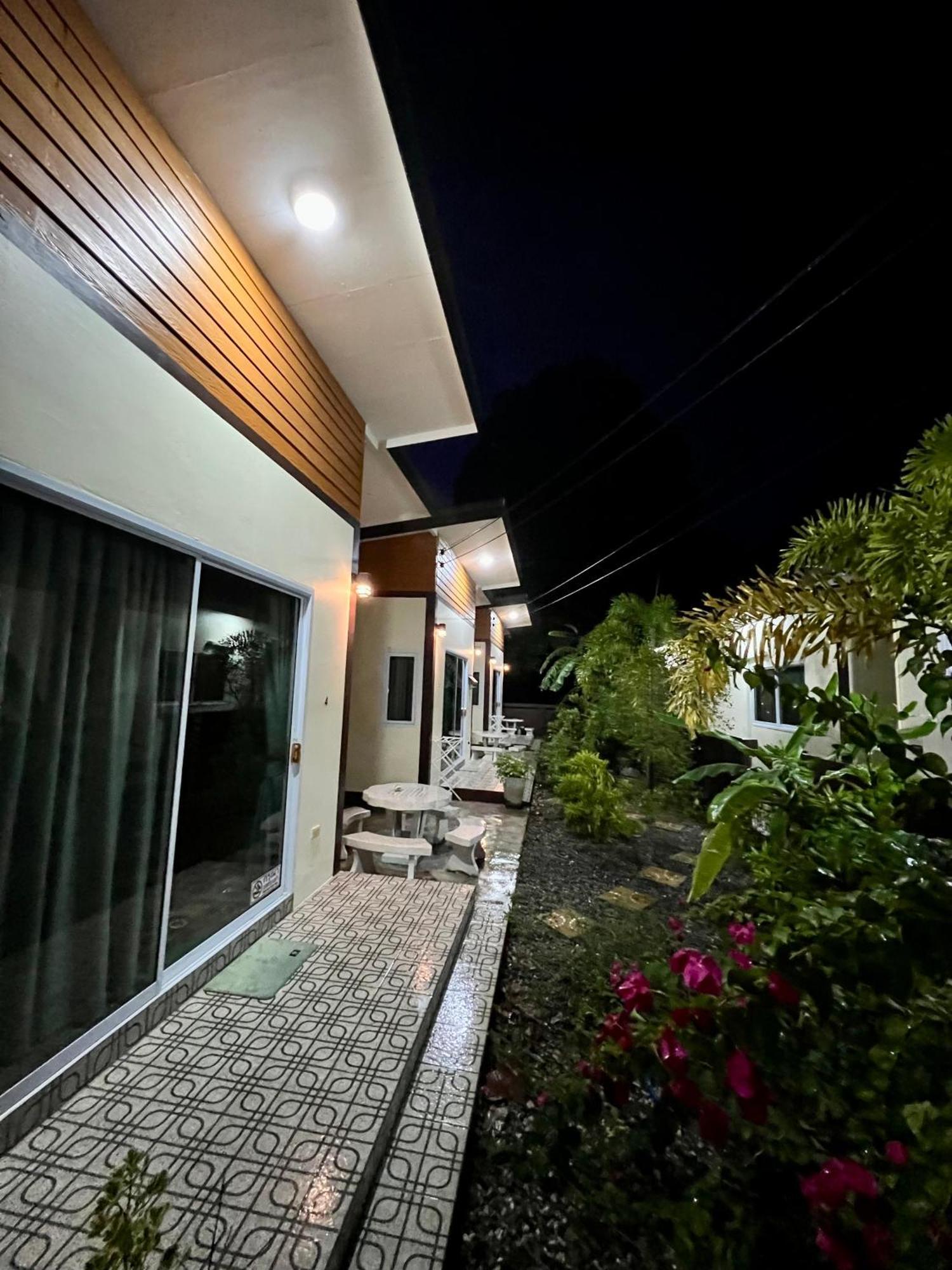 Bsk Bungalows Lipa Noi Exterior photo