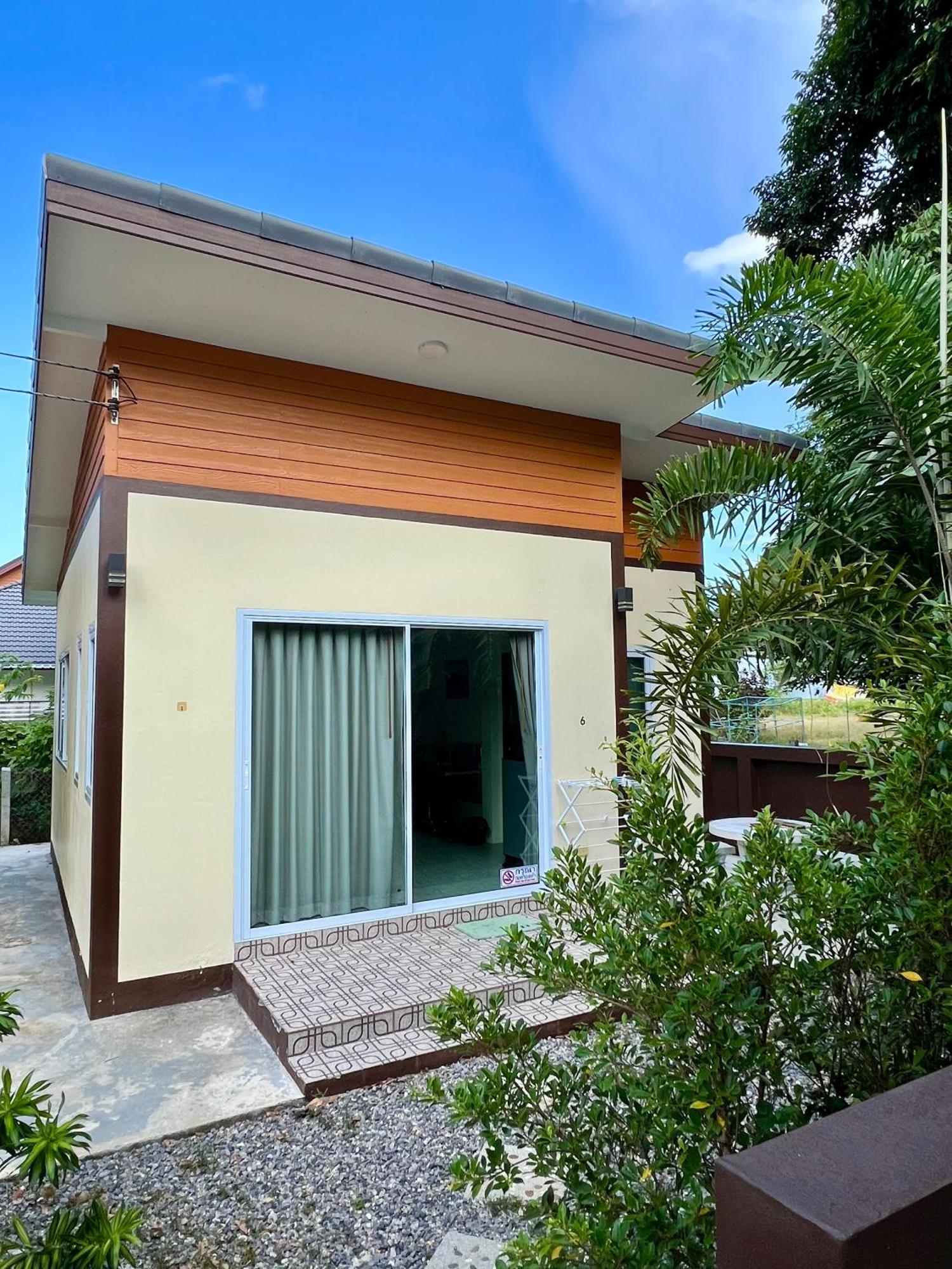 Bsk Bungalows Lipa Noi Exterior photo