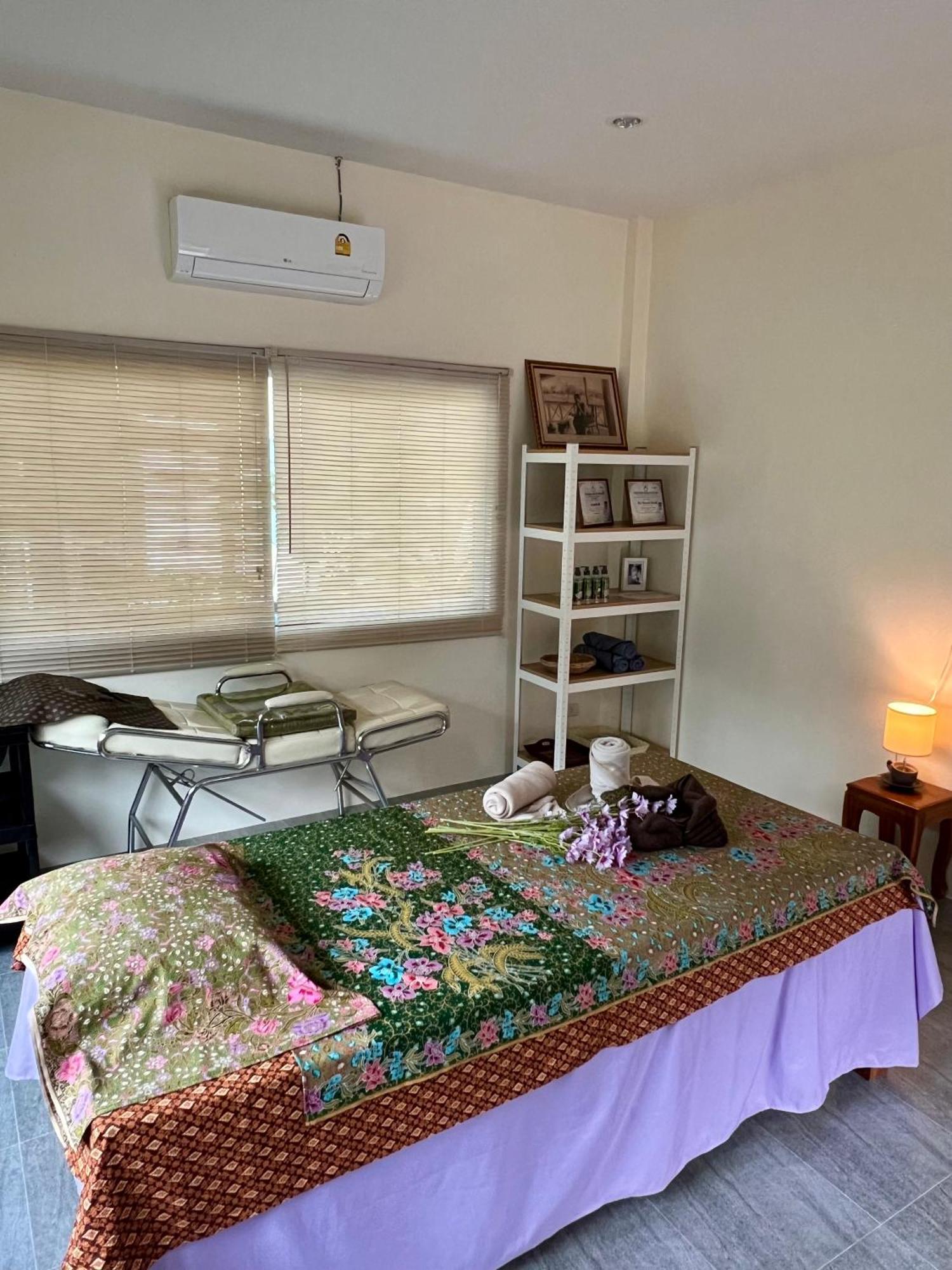 Bsk Bungalows Lipa Noi Exterior photo